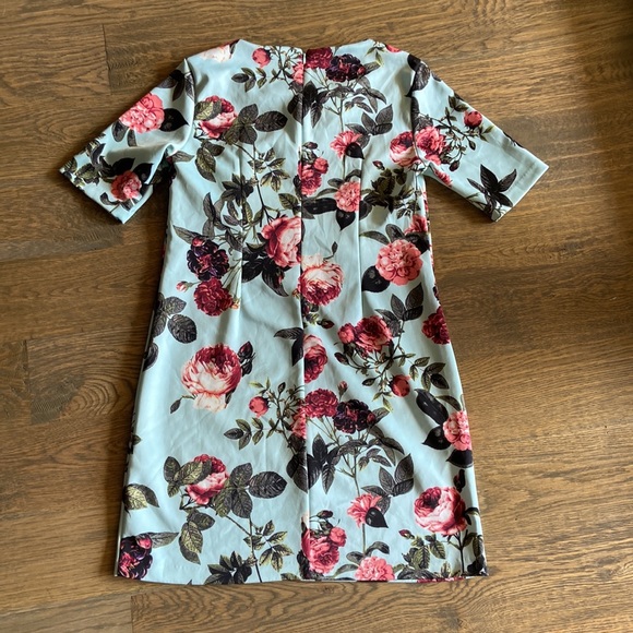 CeCe Half Sleeve Shift Dress, light blue with floral pattern - Picture 5 of 10